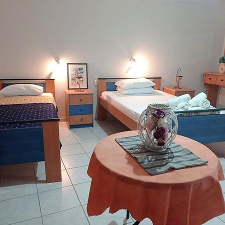 Limanaki Studios Fourni Ikarias Bagian luar foto