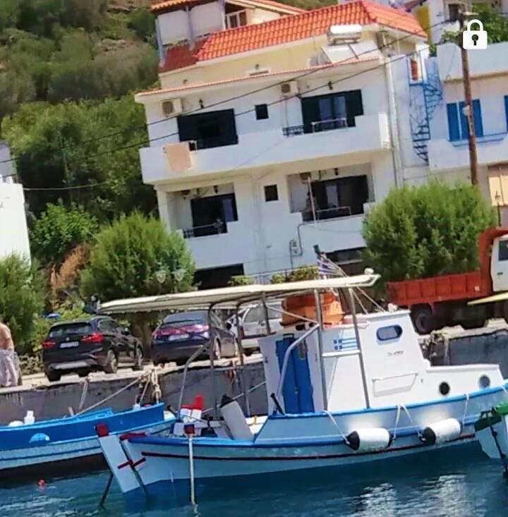 Limanaki Studios Fourni Ikarias Bagian luar foto