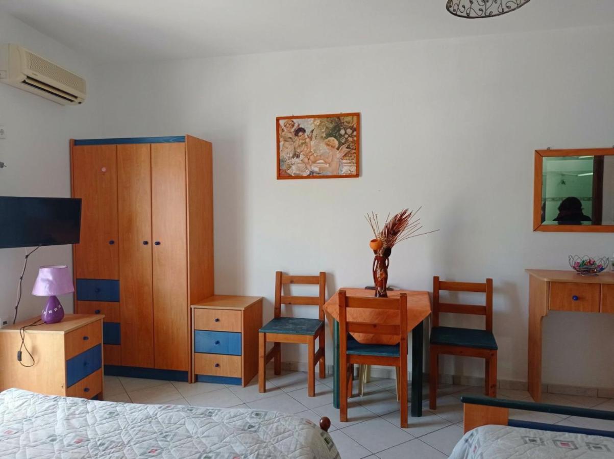 Limanaki Studios Fourni Ikarias Bagian luar foto